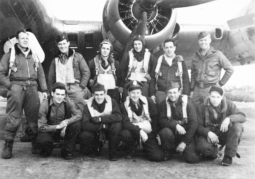 Lamb's Crew with Major Tracy Petersen as Command - 601st Squadron - 14 October 1944